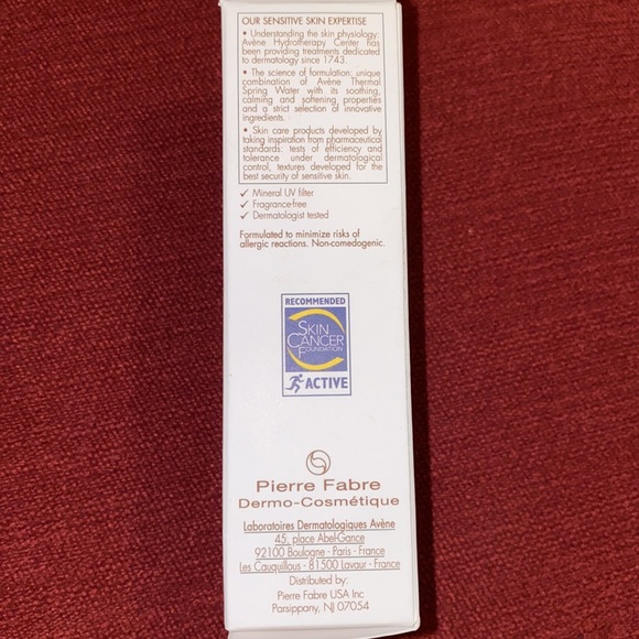 COPY - NEW Avène 50+ spf TINTED face sunscreen - Picture 2 of 6